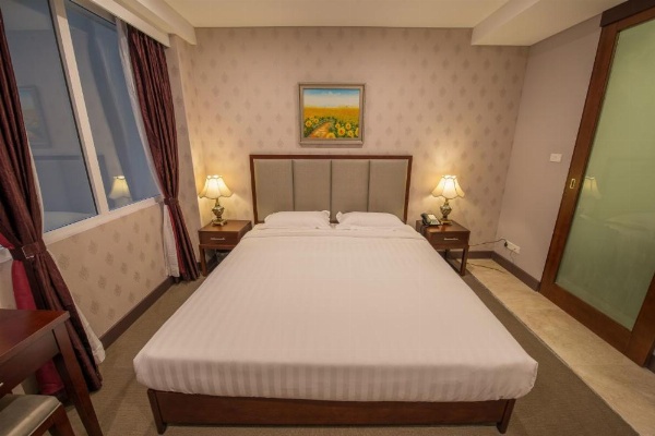 Megaboom City Hotel image 21